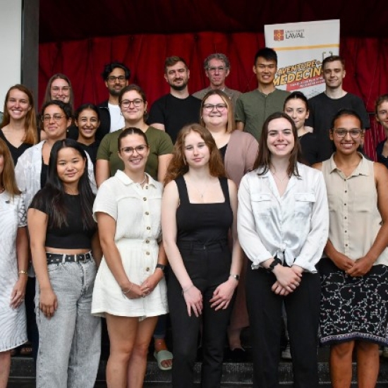 Photo de la cohorte d'étudiants en médecine de 2022 © Photo : Stéphane Lizotte, UQAR